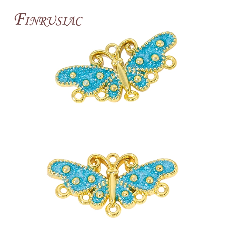 Butterfly Pendant Necklace - قلادة على شكل فراشة مطلية بالذهب