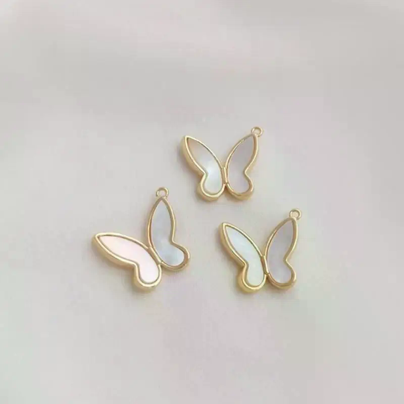 قلادة على شكل فراشة مرصعة بصدف - مراجعة Butterfly Pendant Necklace وسعره