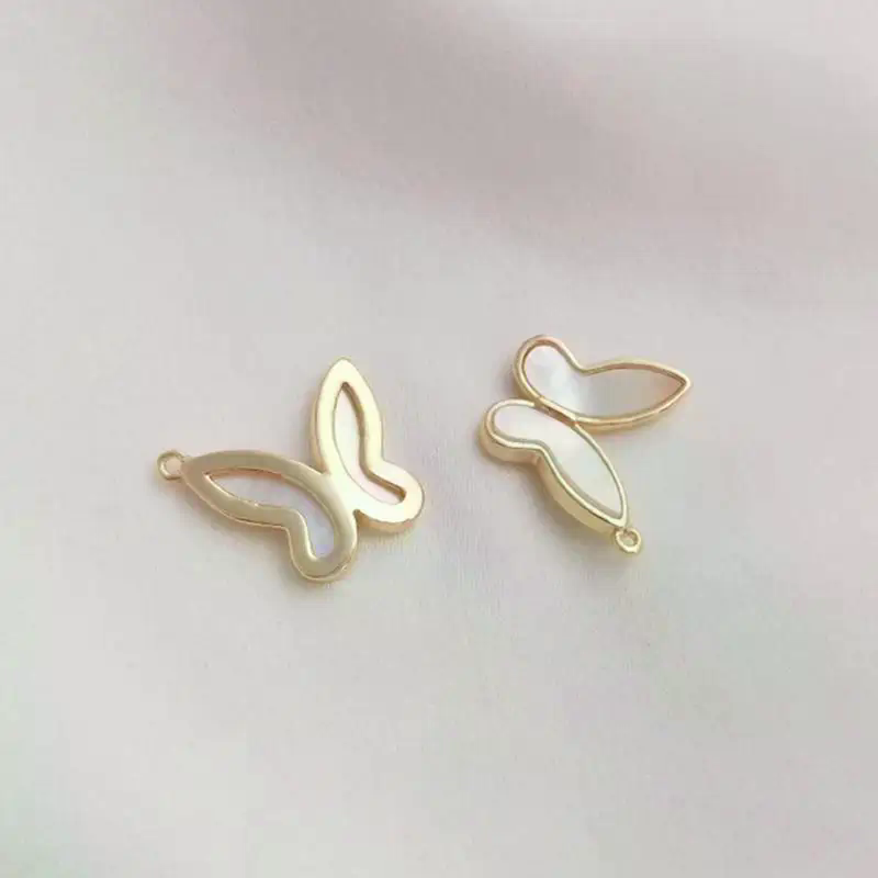 قلادة على شكل فراشة مرصعة بصدف - مراجعة Butterfly Pendant Necklace وسعره