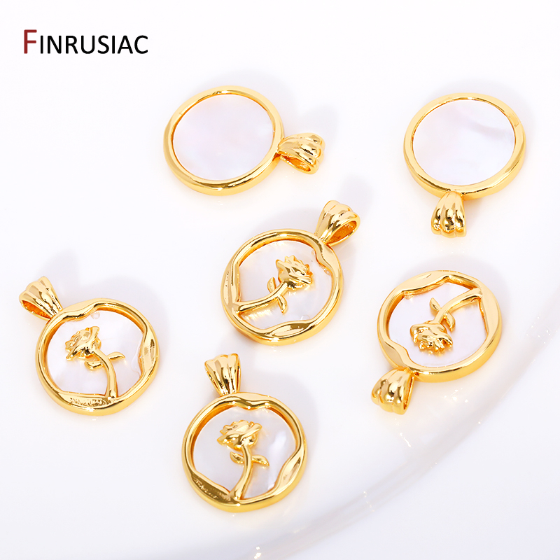 أحجار نجمية وقلبية عالية الجود - مراجعة Butterfly Pendant Necklace وسعره