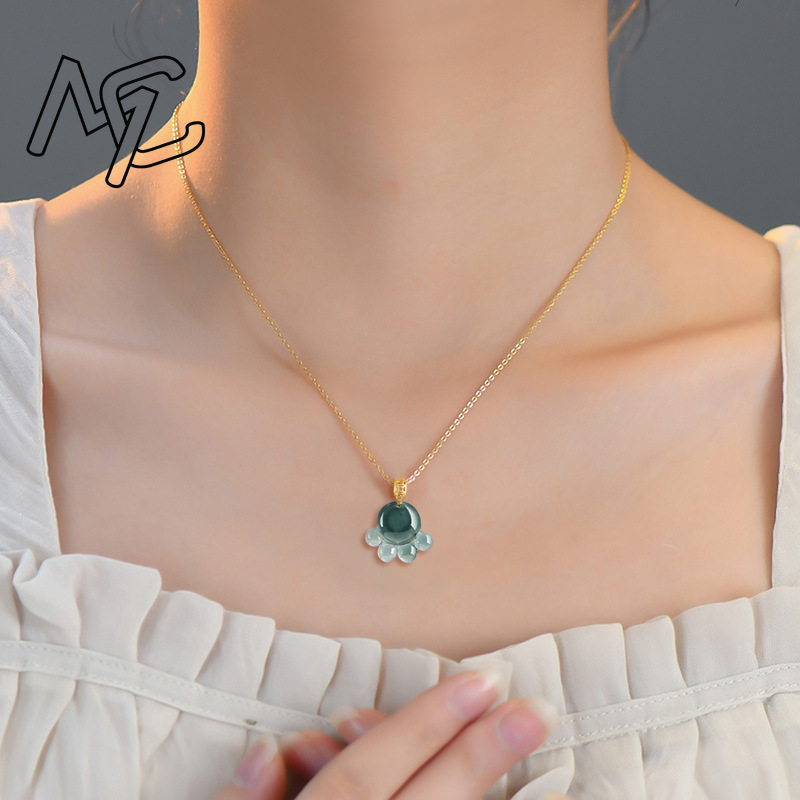 قلادة بتعليقة مخلب القط من الي - مراجعة Jewelry & Watches Spółka Z Ograniczoną Odpowiedzialnością Sp Z Oo وسعره